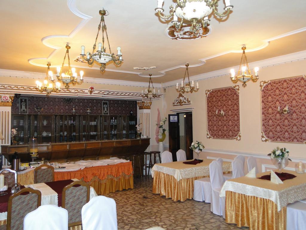 Dworek Familijny Колобжег Экстерьер фото